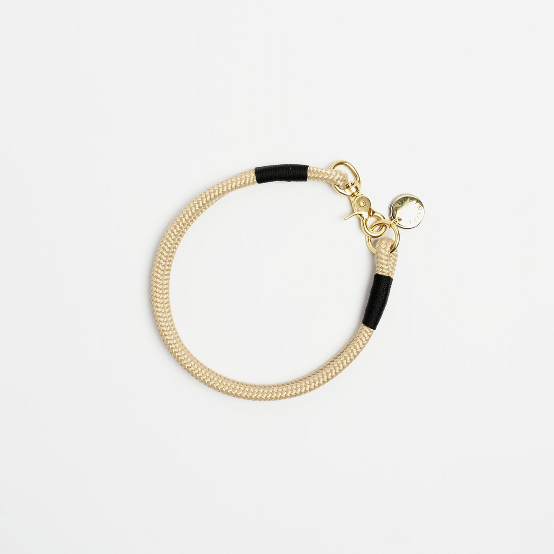 Halsband fix Beige Schwarz Messing, Hundehalsband aus Tau, Hundezubehör individuell nach Maß handgemacht in Österreich