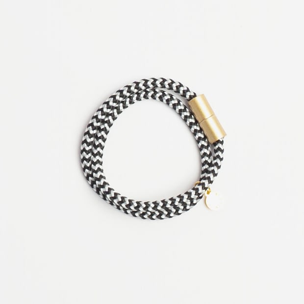 Armband doppelt Zebra schwarz weiß Messing, Armband aus Tau, Hundezubehör individuell nach Maß handgemacht in Österreich