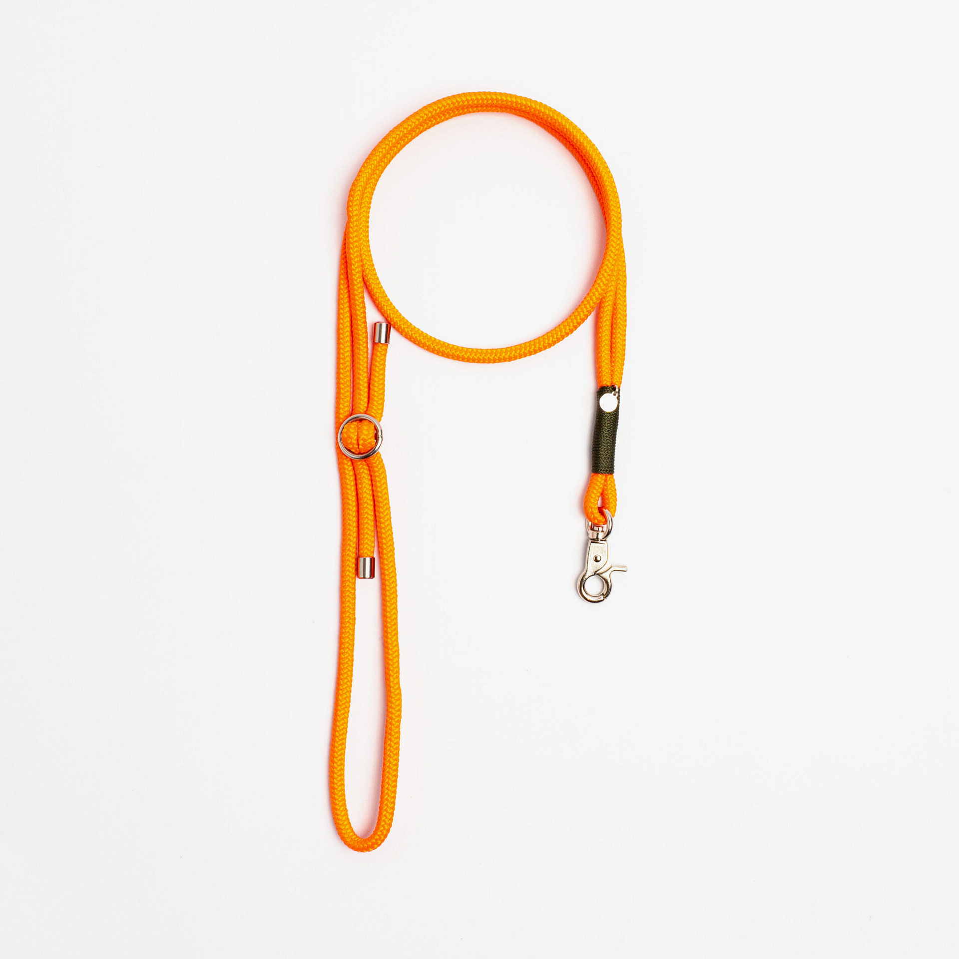 M-OAL-HK-MAN-OLI-SIL-buddyrope-onceuponalein-handykette-mango-olive-silber-handgemachte-handykette-aus-tau-individuell-aus-oesterreich Handykette Orange Olive Silber, Handykette aus Tau, Hundezubehör individuell nach Maß handgemacht in Österreich